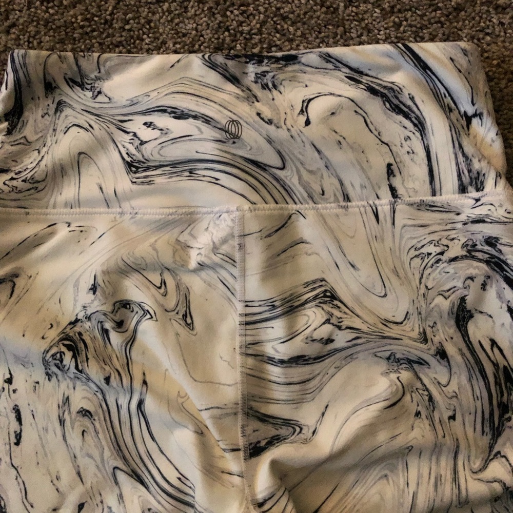 Capris - Picture 6 of 8